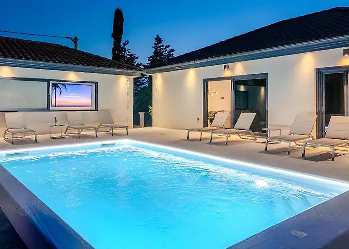 Gorgeous In Privlaka (Zadar)