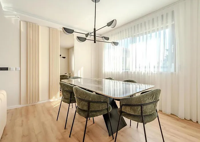 Gorgeous In * Privlaka (Zadar)